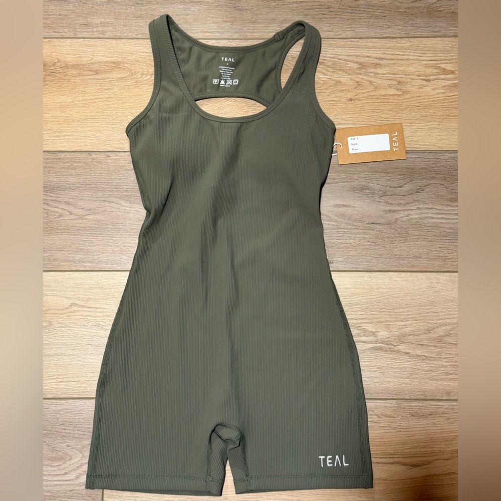 Activebyteal Olina Open Back Jumpsuit in Olive